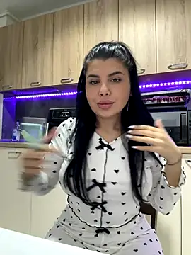 Scarlett-Dream online show from 12-17-25, 04:28