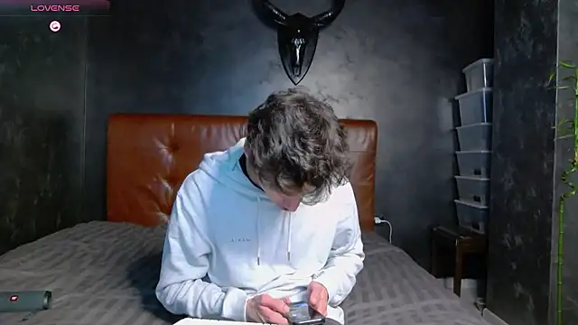 DanielCrush1 online show from 01-13-26, 07:07