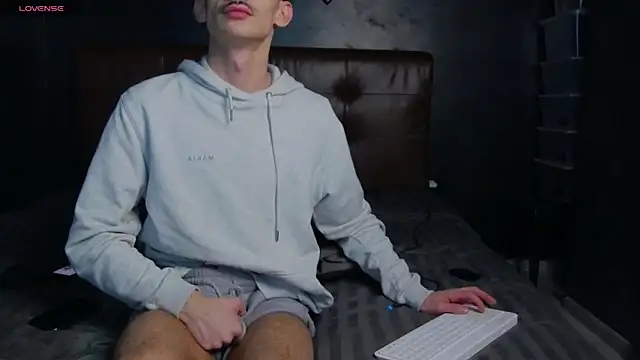 Snapshot of DanielCrush1 chatting on 01-31-26, 07:12 DanielCrush1 online show from 01-31-26, 07:12