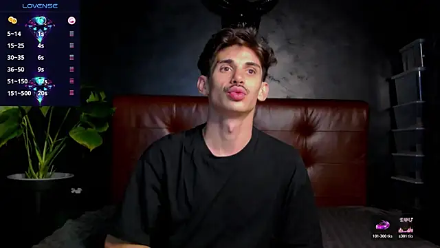 DanielCrush1 online show from 11-01-25, 02:55