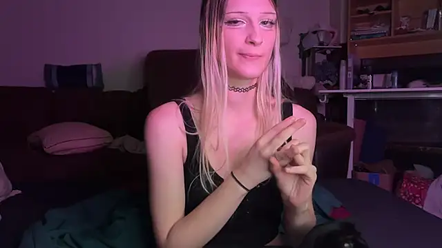 kittyxexx online show from 07-08-26, 03:30