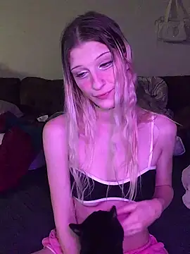 Snapshot of kittyxexx chatting on 06-11-26, 04:53 kittyxexx online show from 06-11-26, 04:53
