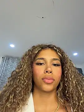stormyy  online show from 06-10-26, 01:18