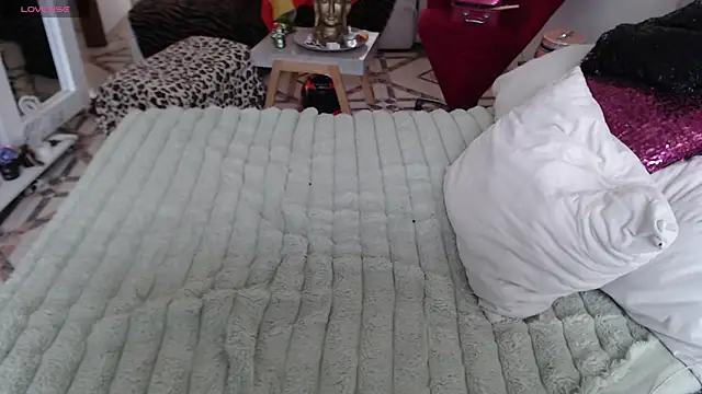 Myrnasexxx online show from 04-18-26, 09:04