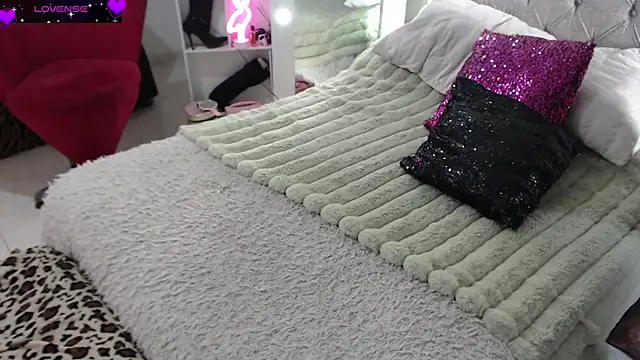 Myrnasexxx online show from 02-20-26, 09:50