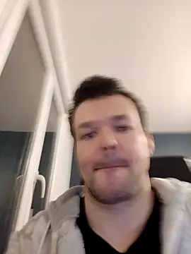 Snapshot of antoinepassion chatting on 01-25-25, 05:30 antoinepassion online show from 01-25-25, 05:30