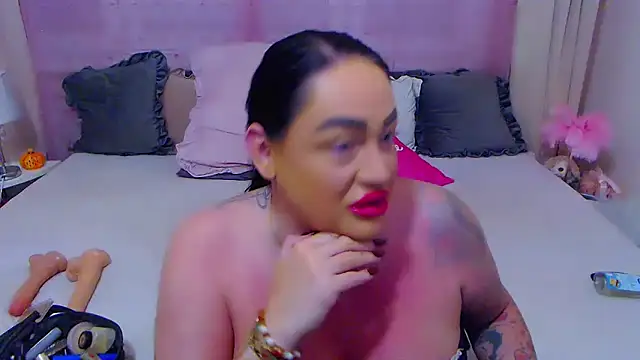 Snapshot of BustyVicky chatting on 10-04-25, 10:00 BustyVicky online show from 10-04-25, 10:00