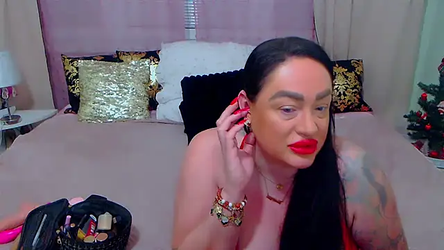 Snapshot of BustyVicky chatting on 01-07-25, 09:57 BustyVicky online show from 01-07-25, 09:57