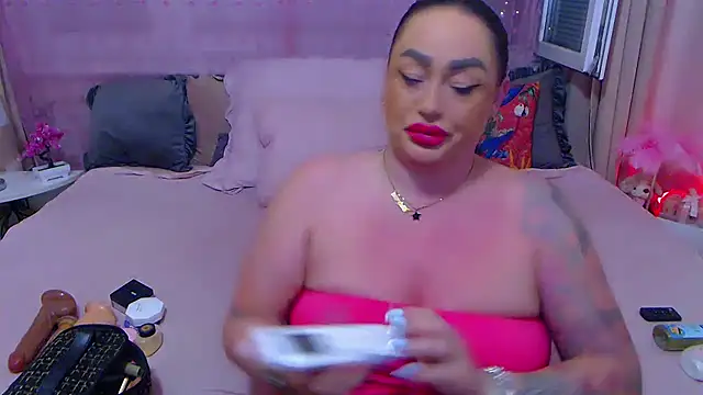 Snapshot of BustyVicky chatting on 09-20-25, 09:20 BustyVicky online show from 09-20-25, 09:20