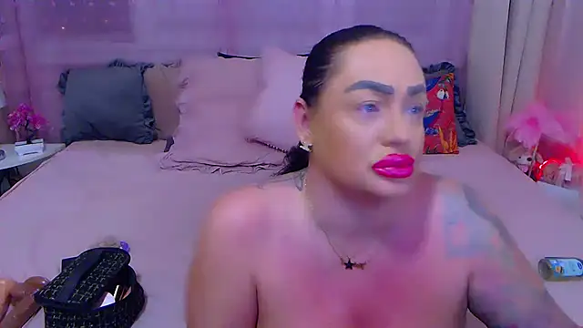 Snapshot of BustyVicky chatting on 09-19-25, 09:19 BustyVicky online show from 09-19-25, 09:19