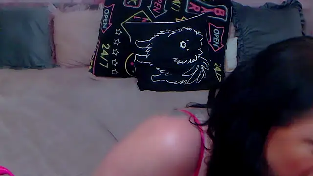 Snapshot of BustyVicky chatting on 03-15-25, 01:52 BustyVicky online show from 03-15-25, 01:52