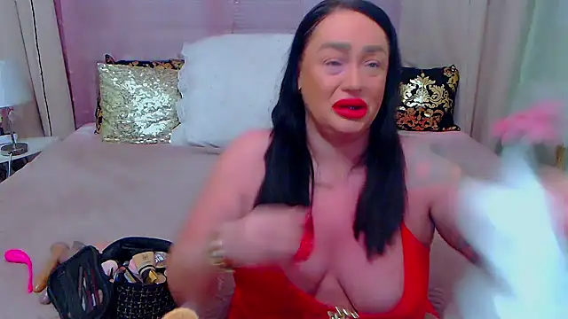 Snapshot of BustyVicky chatting on 01-11-25, 09:36 BustyVicky online show from 01-11-25, 09:36