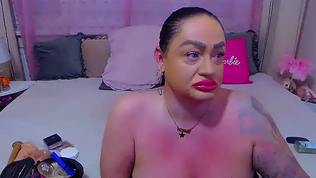 Snapshot of BustyVicky chatting on 10-06-25, 08:42 BustyVicky online show from 10-06-25, 08:42