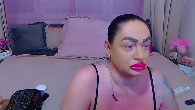 Snapshot of BustyVicky chatting on 11-04-25, 10:02 BustyVicky online show from 11-04-25, 10:02