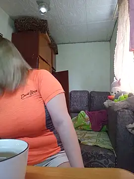 BustyBlond online show from 05-14-26, 04:31