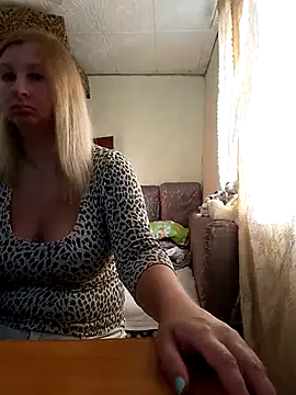 BustyBlond online show from 09-25-25, 05:24