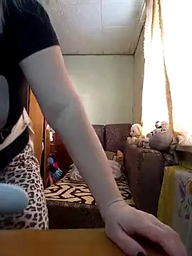 Snapshot of BustyBlond chatting on 02-11-26, 05:51 BustyBlond online show from 02-11-26, 05:51