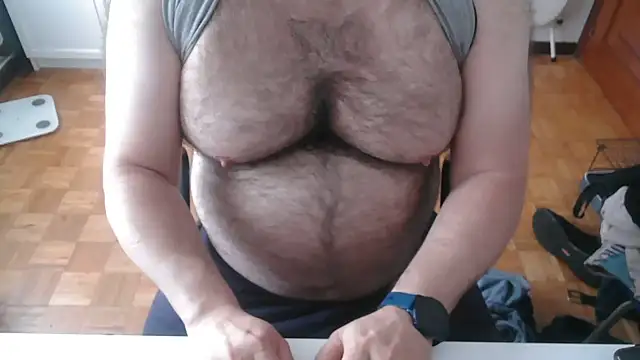 mikeyhotbear online show from 05-24-26, 06:13