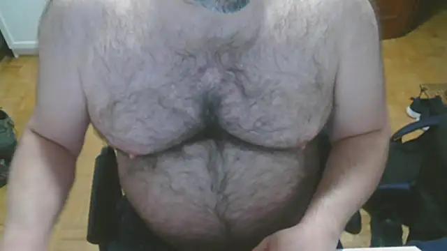 mikeyhotbear online show from 12-05-25, 07:29