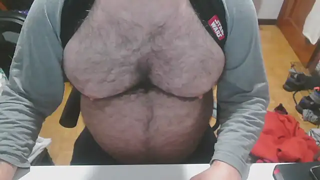 mikeyhotbear online show from 01-09-25, 06:17