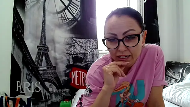 Anne30 online show from 05-21-26, 07:28