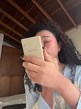 GabriSaenz online show from 02-24-26, 01:34