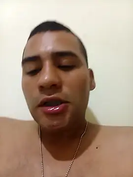 EISONREINA11 online show from 11-30-25, 12:33