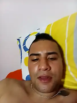 EISONREINA11 online show from 11-11-25, 04:18