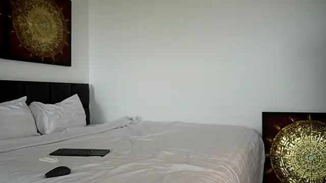 Special    online show from 11-12-25, 02:15