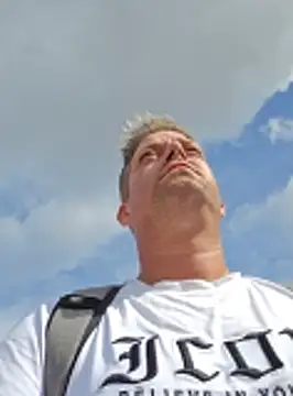 Trucker Hunter online show from 10-15-25, 10:01