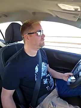 Trucker Hunter online show from 03-06-25, 09:47