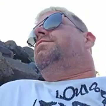 Trucker Hunter online show from 06-01-26, 07:02