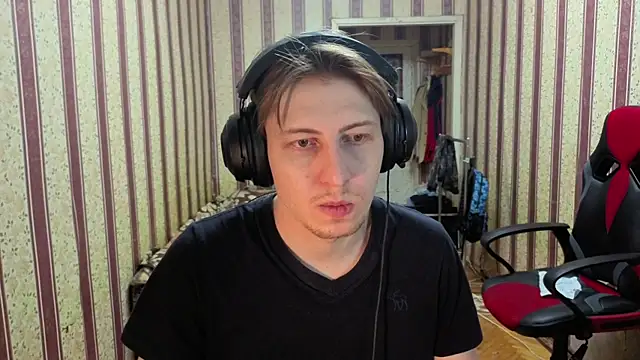 darienlarge online show from 12-20-25, 05:21