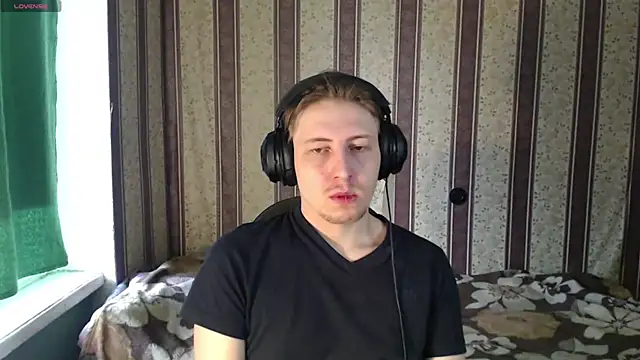 darienlarge online show from 11-23-25, 08:57