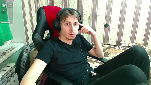 darienlarge online show from 11-30-25, 04:08