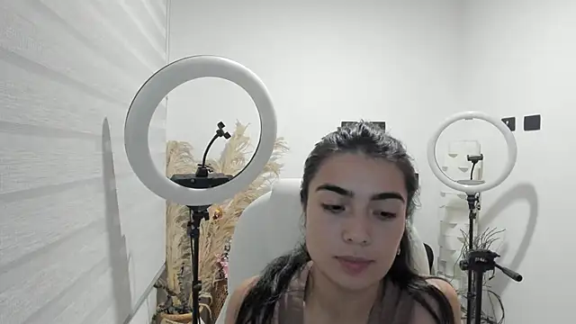 Snapshot of Alexandra_ra chatting on 02-05-26, 03:13 Alexandra ra online show from 02-05-26, 03:13