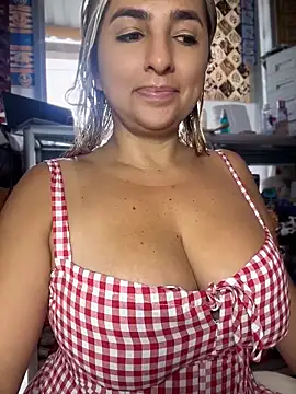 sammyqueenx21 online show from 05-11-26, 02:29