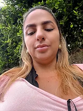 sammyqueenx21 online show from 06-04-26, 12:32