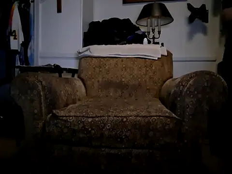 curiouscock38 online show from 12-04-25, 11:09