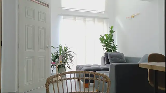 GrettaBenett online show from 07-17-26, 10:07