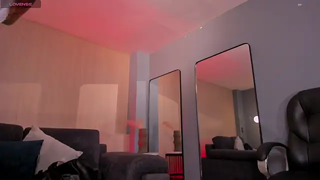 ErikaBenz  online show from 02-15-26, 12:15