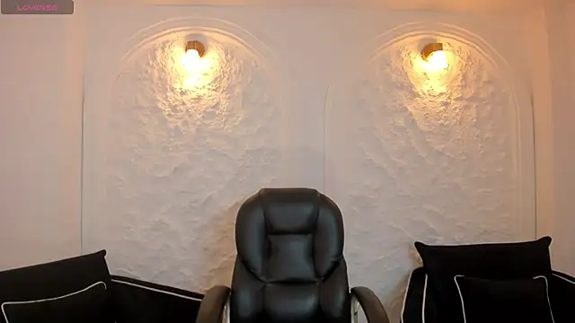 ErikaBenz  online show from 10-10-25, 08:31