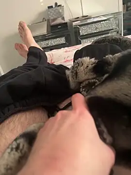 Snapshot of Furdale chatting on 02-07-25, 04:03 Furdale online show from 02-07-25, 04:03