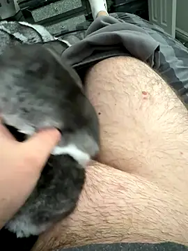 Snapshot of Furdale chatting on 09-09-25, 04:16 Furdale online show from 09-09-25, 04:16