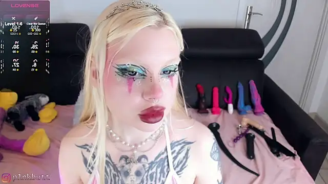 Snapshot of HelenGoat chatting on 01-20-25, 09:53 HelenGoat online show from 01-20-25, 09:53