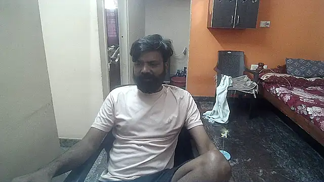 Snapshot of Indiaguy4u chatting on 12-28-24, 06:49 Indiaguy4u online show from 12-28-24, 06:49