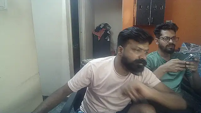 Snapshot of Indiaguy4u chatting on 02-17-25, 05:12 Indiaguy4u online show from 02-17-25, 05:12