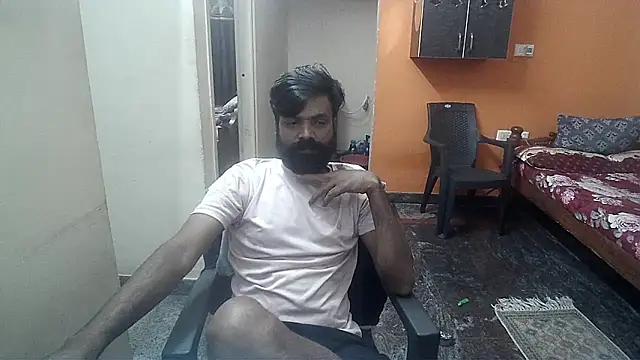 Snapshot of Indiaguy4u chatting on 12-27-24, 12:34 Indiaguy4u online show from 12-27-24, 12:34