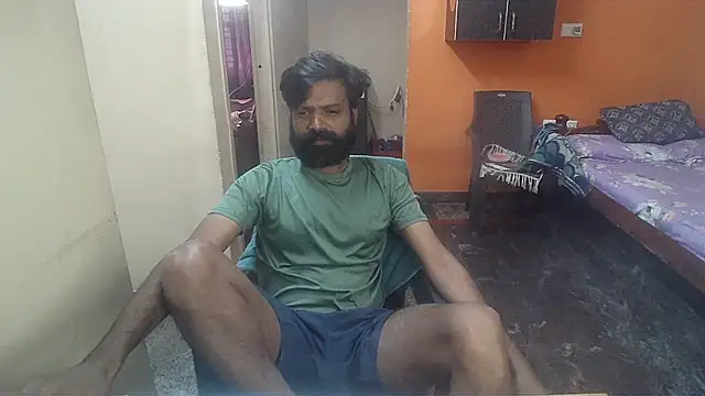 Snapshot of Indiaguy4u chatting on 01-17-25, 08:02 Indiaguy4u online show from 01-17-25, 08:02