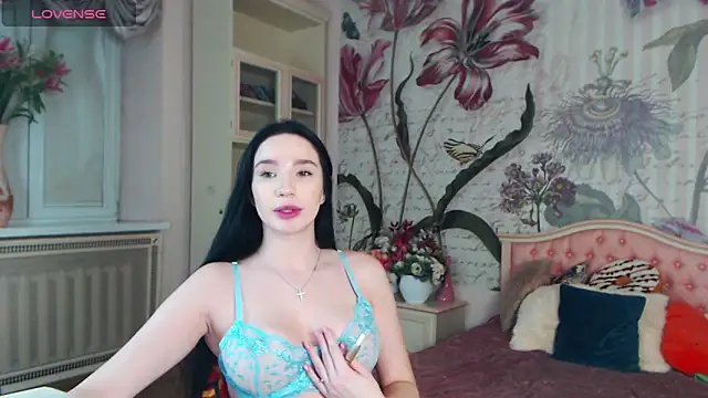 Snapshot of AliciaBow chatting on 01-22-25, 02:35 AliciaBow online show from 01-22-25, 02:35
